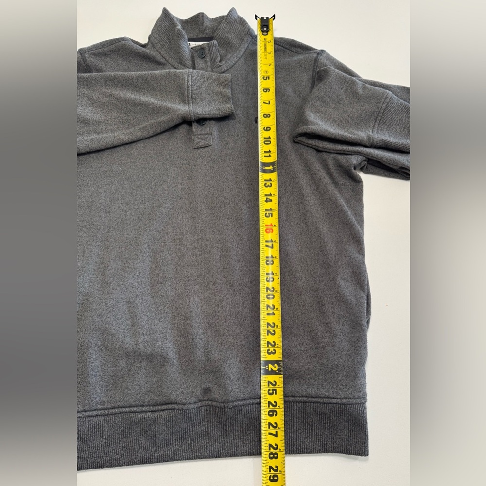 Travis Mathew Sweatshirt Mens Size Medium Gray Mock Neck Henley Pockets Golf - Picture 8 of 8